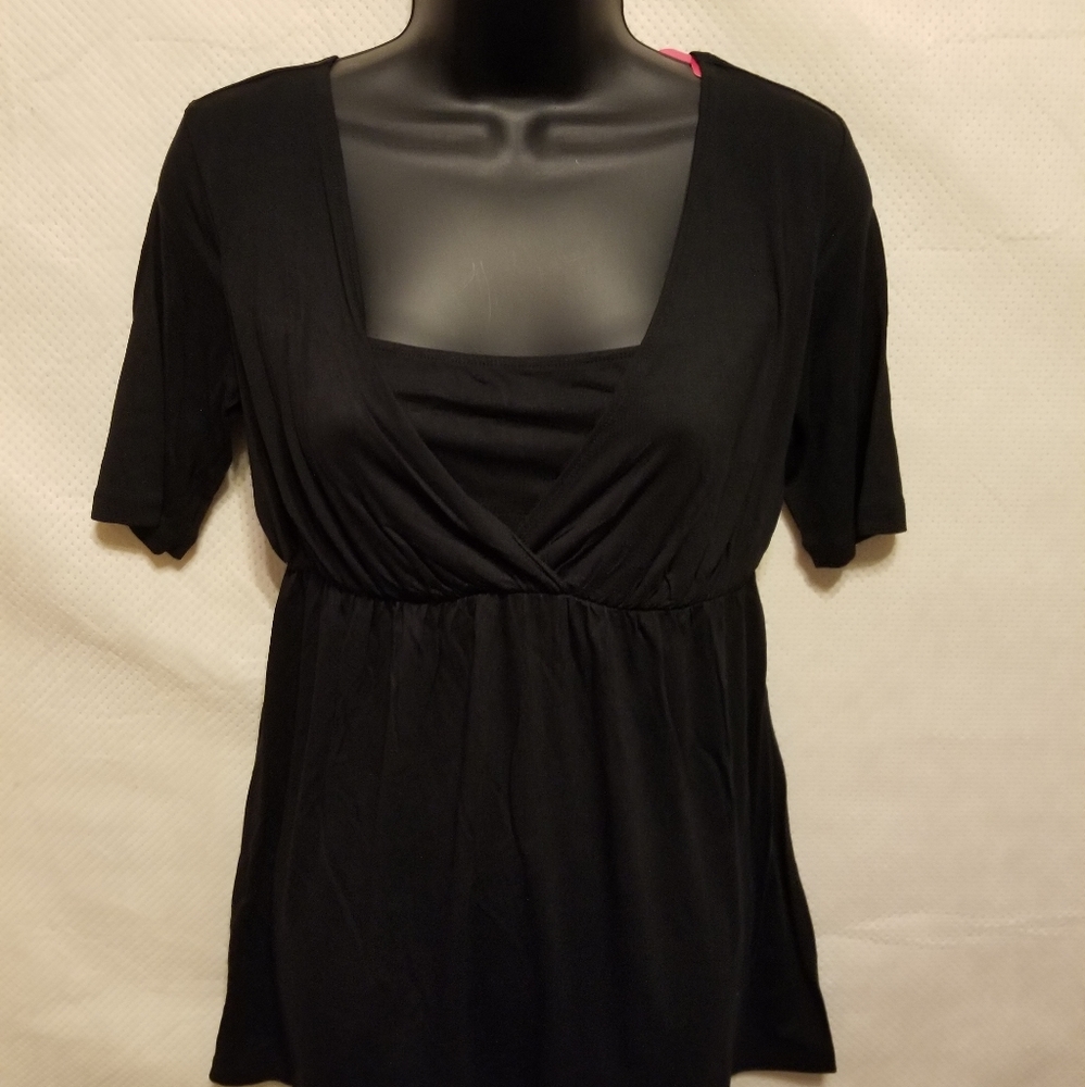 NWT Black SS Isabel Maternity Nursing Shirt